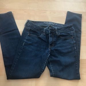 AEO skinny jeggings size 6